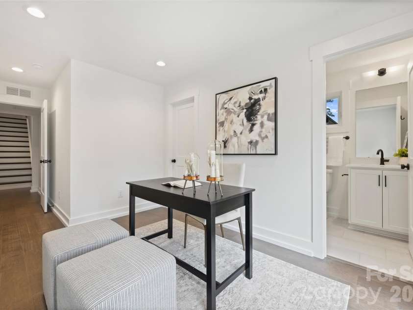 209 Coxe Avenue, Charlotte, NC 28208.  MLS# CAR4272004, YatesRealty ID 4361. 