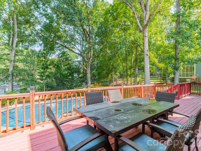5815 Chapel Creek Court, Charlotte, NC 28226.  MLS# CAR4407410, YatesRealty ID 43610. Back Deck