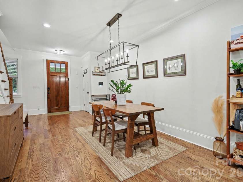 2409 Marlowe Avenue, Charlotte, NC 28208.  MLS# CAR4407568, YatesRealty ID 43611. 