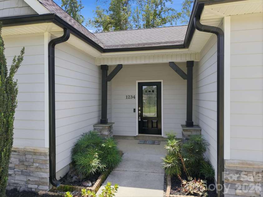 1234 Stonewyck Drive, Salisbury, NC 28146.  MLS# CAR4410528, YatesRealty ID 43612. 