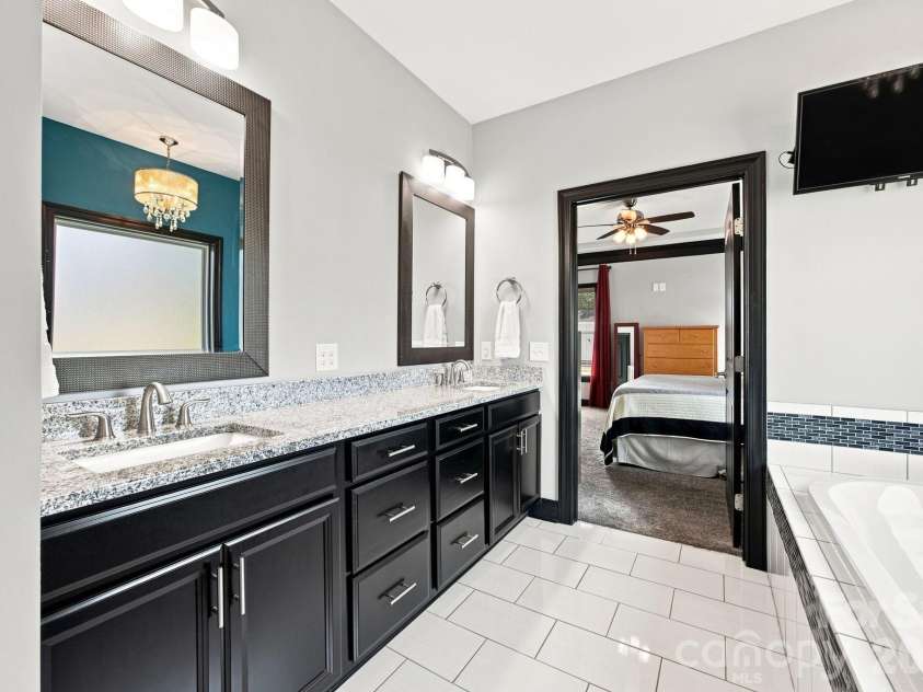 1234 Stonewyck Drive, Salisbury, NC 28146.  MLS# CAR4410528, YatesRealty ID 43612. 