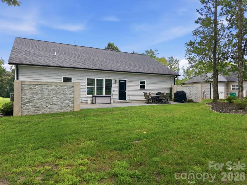 1234 Stonewyck Drive, Salisbury, NC 28146.  MLS# CAR4410528, YatesRealty ID 43612. 