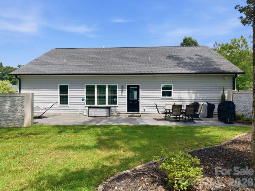 1234 Stonewyck Drive, Salisbury, NC 28146.  MLS# CAR4410528, YatesRealty ID 43612. 