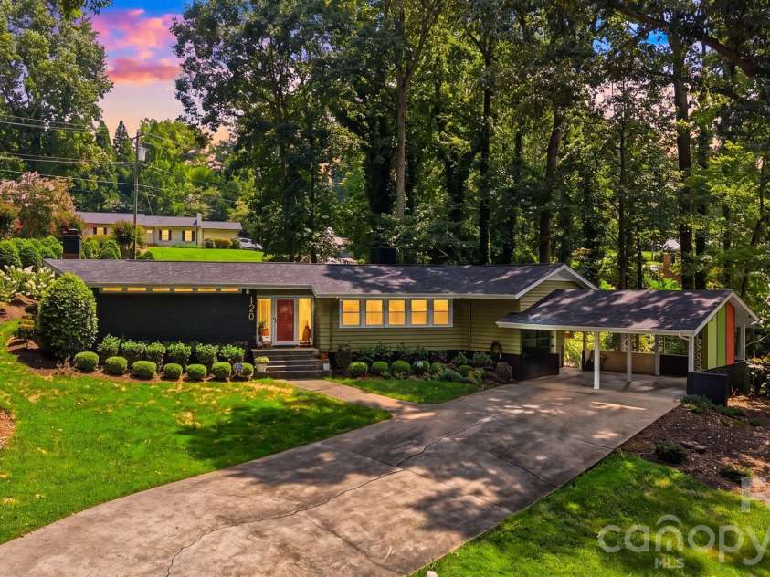 120 Woodland Drive, Morganton, NC 28655.  MLS# CAR4410426, YatesRealty ID 43613. 