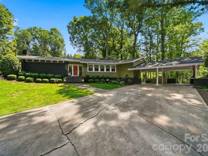 120 Woodland Drive, Morganton, NC 28655.  MLS# CAR4410426, YatesRealty ID 43613. 