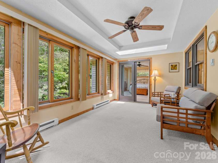 620 Thunder Road, Brevard, NC 28712.  MLS# CAR4408871, YatesRealty ID 43614. 