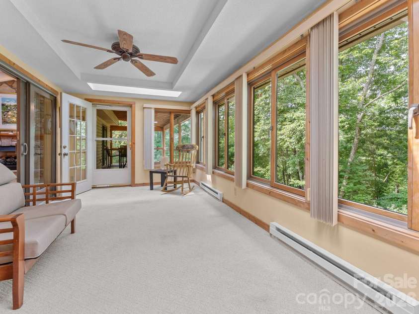 620 Thunder Road, Brevard, NC 28712.  MLS# CAR4408871, YatesRealty ID 43614. 