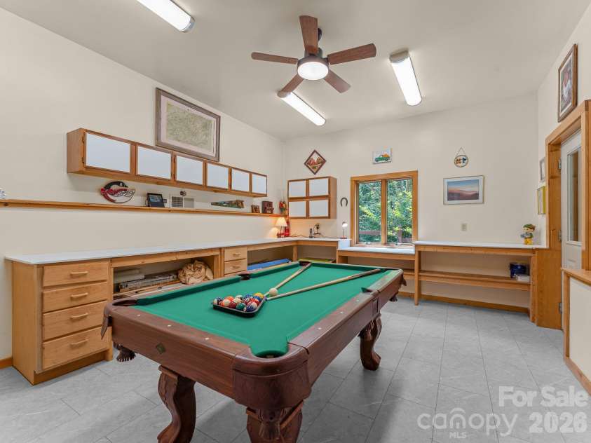 620 Thunder Road, Brevard, NC 28712.  MLS# CAR4408871, YatesRealty ID 43614. 