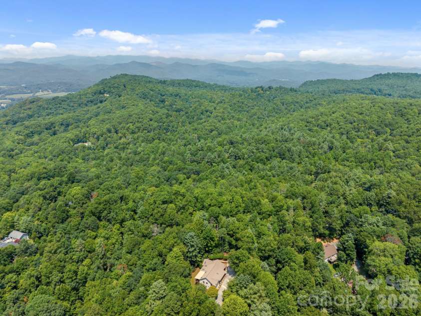 620 Thunder Road, Brevard, NC 28712.  MLS# CAR4408871, YatesRealty ID 43614. 