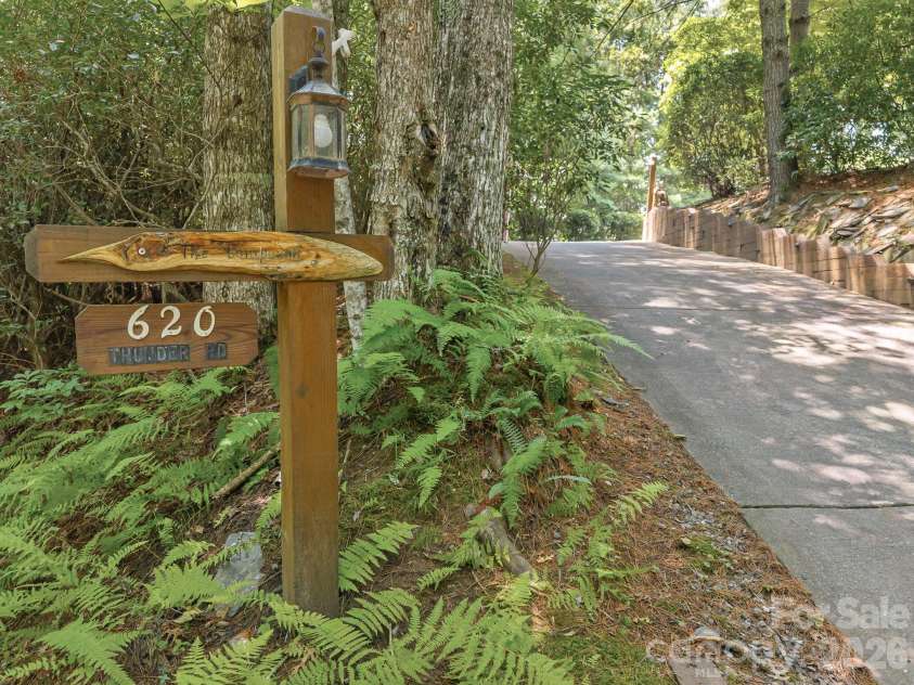 620 Thunder Road, Brevard, NC 28712.  MLS# CAR4408871, YatesRealty ID 43614. 