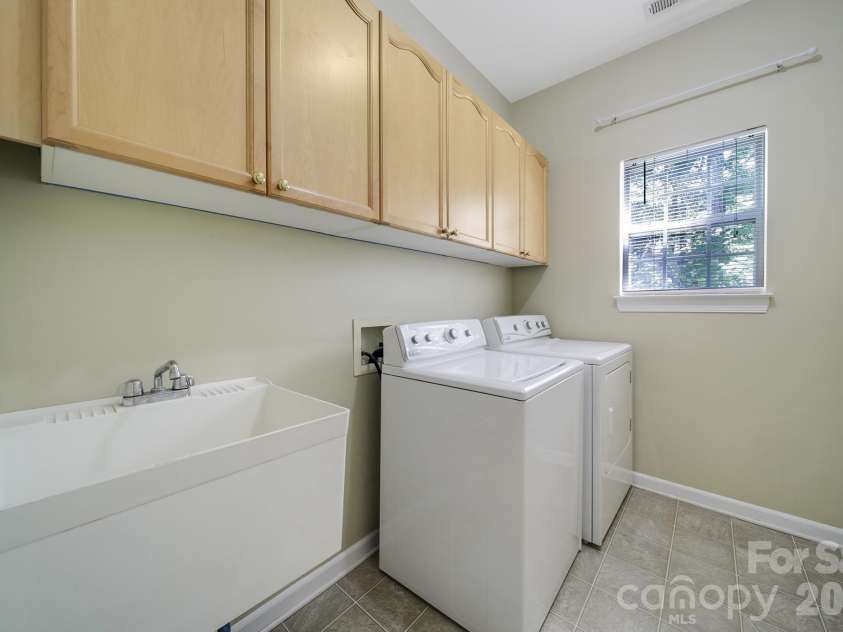 8398 Bampton Drive, Concord, NC 28027.  MLS# CAR4410083, YatesRealty ID 43615. 