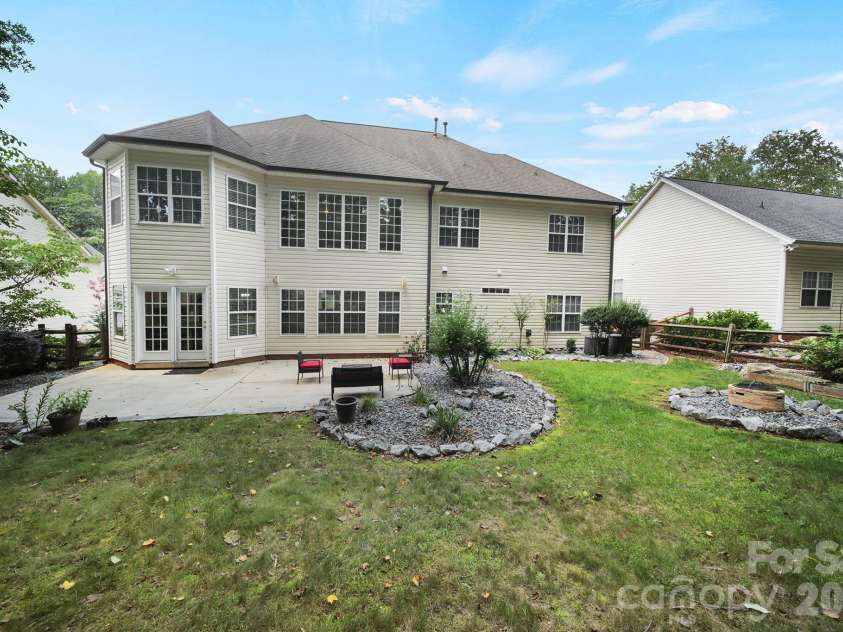 8398 Bampton Drive, Concord, NC 28027.  MLS# CAR4410083, YatesRealty ID 43615. 