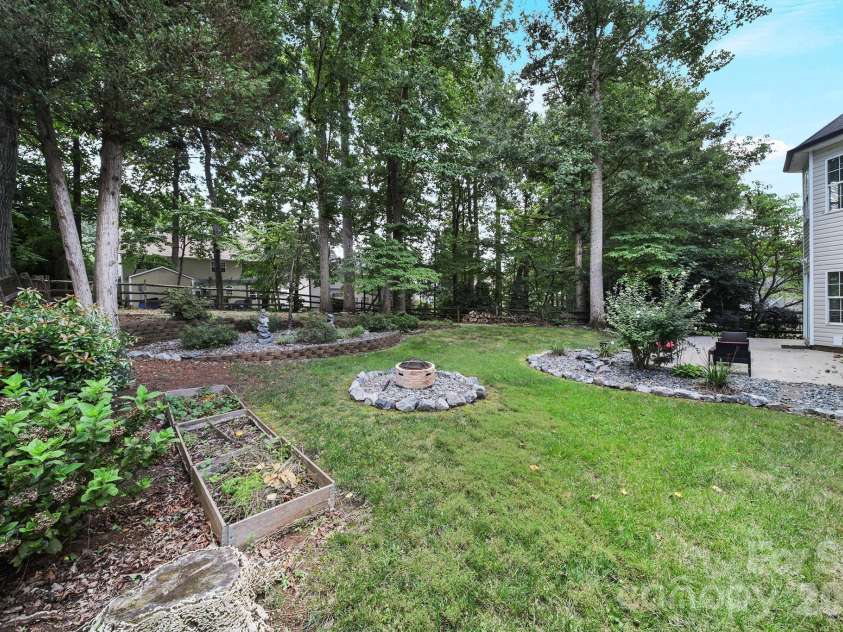 8398 Bampton Drive, Concord, NC 28027.  MLS# CAR4410083, YatesRealty ID 43615. 