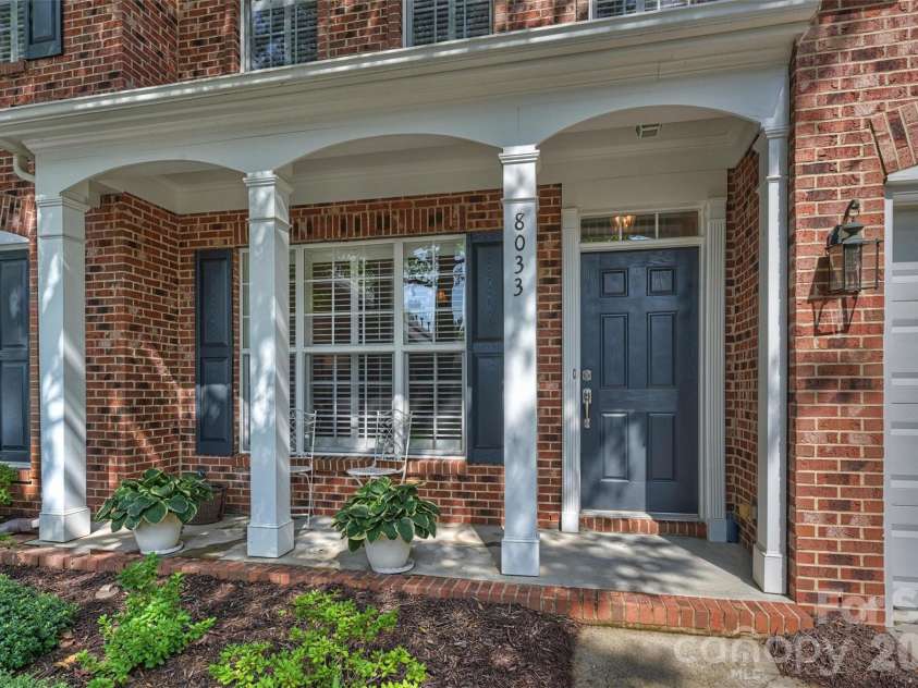 8033 Oratorio Place, Charlotte, NC 28270.  MLS# CAR4408355, YatesRealty ID 43619. Front Porch