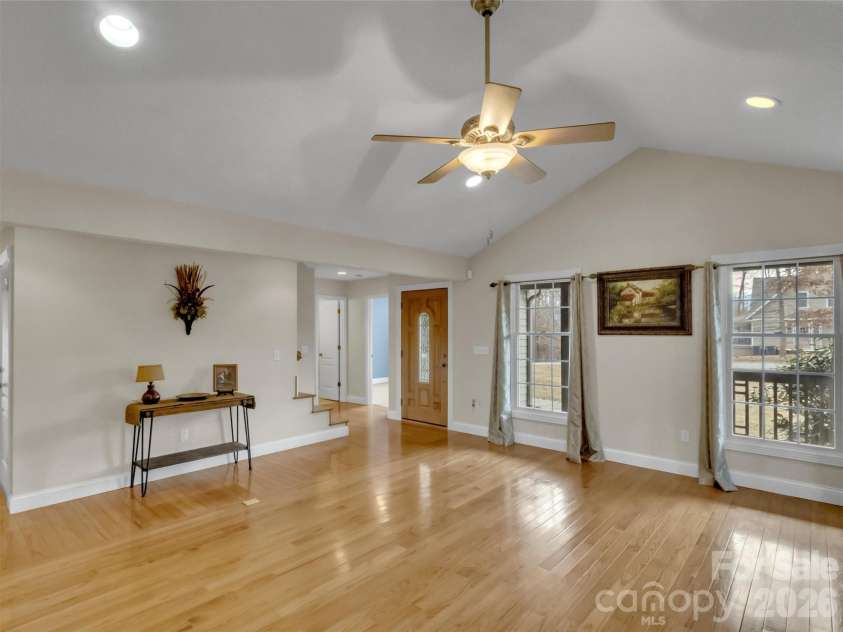 303 Forest Place, Candler, NC 28715.  MLS# CAR4342889, YatesRealty ID 4362. 