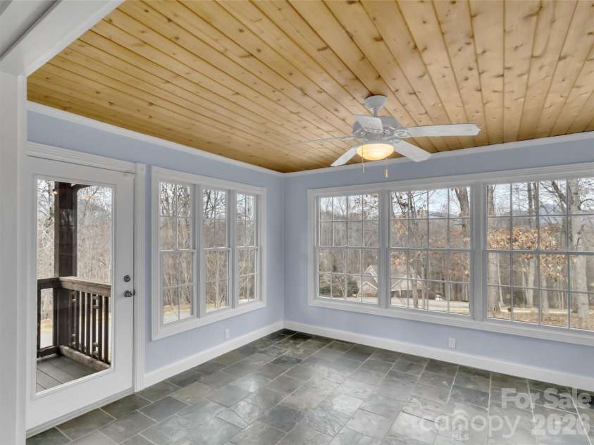 303 Forest Place, Candler, NC 28715.  MLS# CAR4342889, YatesRealty ID 4362. 