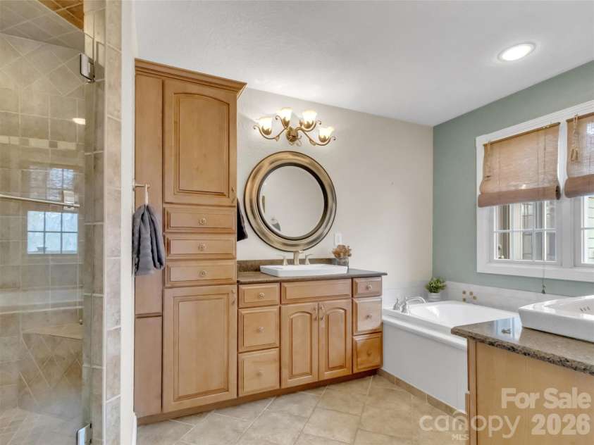 303 Forest Place, Candler, NC 28715.  MLS# CAR4342889, YatesRealty ID 4362. 