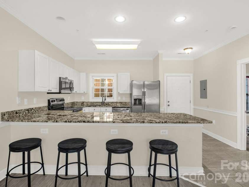 9047 Meadow Vista Road, Charlotte, NC 28213.  MLS# CAR4333264, YatesRealty ID 4362. 