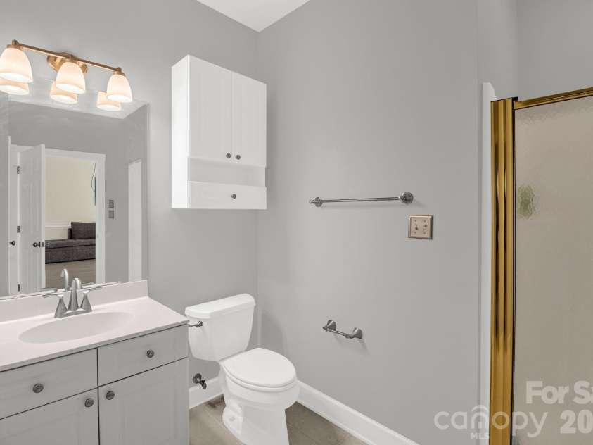 9047 Meadow Vista Road, Charlotte, NC 28213.  MLS# CAR4333264, YatesRealty ID 4362. 