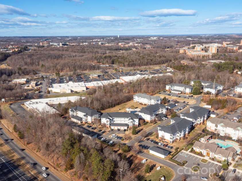 9047 Meadow Vista Road, Charlotte, NC 28213.  MLS# CAR4333264, YatesRealty ID 4362. 
