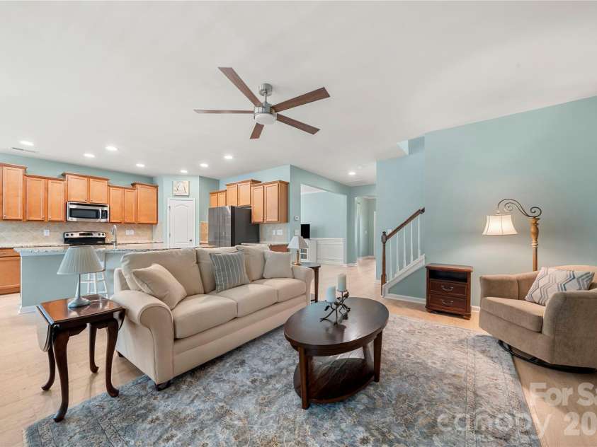 1601 Deer Meadows Drive, Waxhaw, NC 28173.  MLS# CAR4369779, YatesRealty ID 43620. 