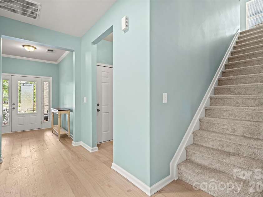 1601 Deer Meadows Drive, Waxhaw, NC 28173.  MLS# CAR4369779, YatesRealty ID 43620. 
