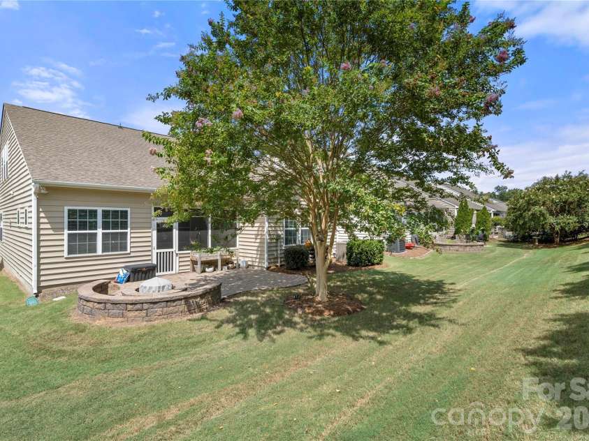 1601 Deer Meadows Drive, Waxhaw, NC 28173.  MLS# CAR4369779, YatesRealty ID 43620. 