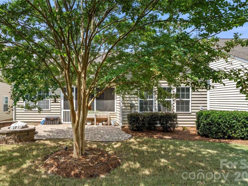 1601 Deer Meadows Drive, Waxhaw, NC 28173.  MLS# CAR4369779, YatesRealty ID 43620. 