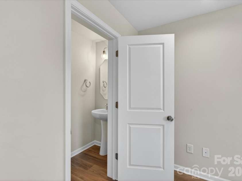1341 Walter Taylor Way, Charlotte, NC 28206.  MLS# CAR4316241, YatesRealty ID 43621. 1st Floor Flex Room Powder Bath