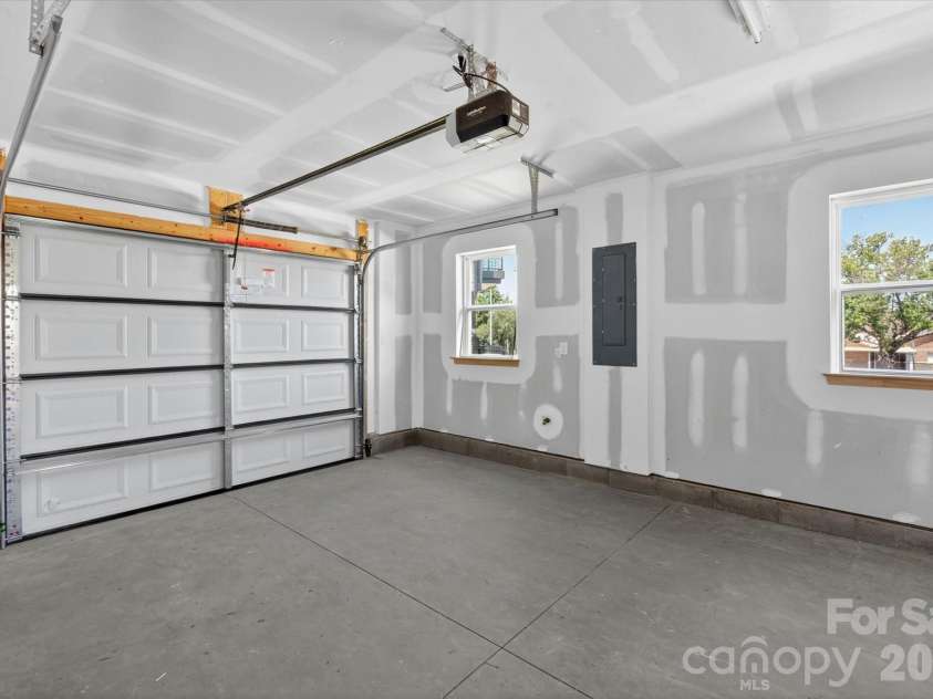 1341 Walter Taylor Way, Charlotte, NC 28206.  MLS# CAR4316241, YatesRealty ID 43621. Garage