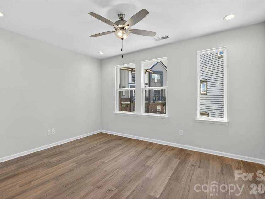 1341 Walter Taylor Way, Charlotte, NC 28206.  MLS# CAR4316241, YatesRealty ID 43621. Living Room