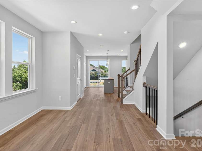 1341 Walter Taylor Way, Charlotte, NC 28206.  MLS# CAR4316241, YatesRealty ID 43621. Living/Dining/Kitchen