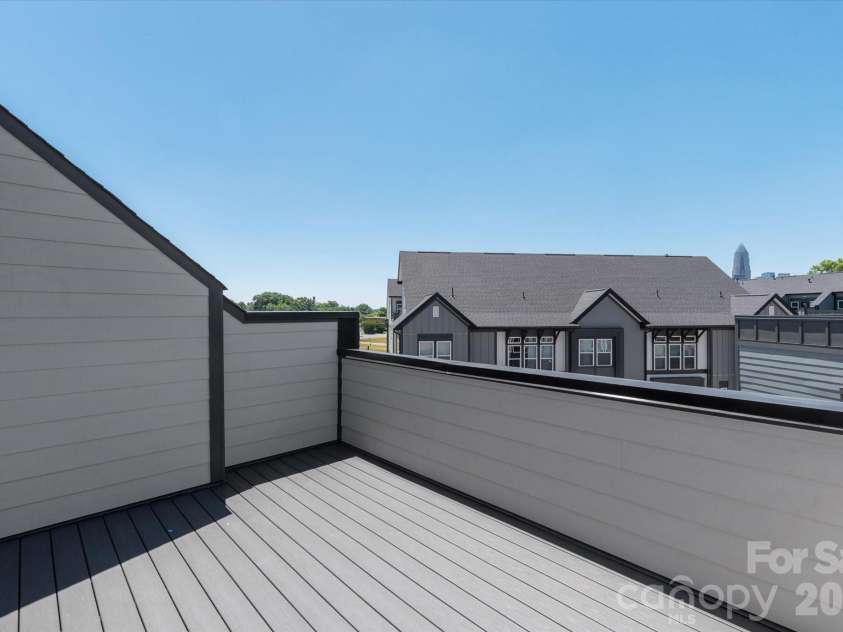 1341 Walter Taylor Way, Charlotte, NC 28206.  MLS# CAR4316241, YatesRealty ID 43621. Rooftop Terrace