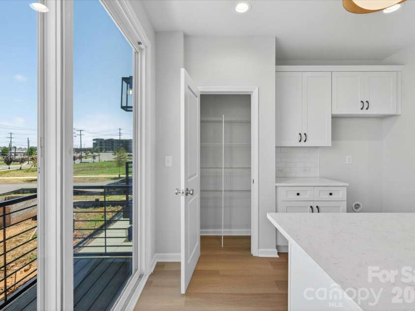 1353 Walter Taylor Way, Charlotte, NC 28206.  MLS# CAR4316348, YatesRealty ID 43622. Pantry
