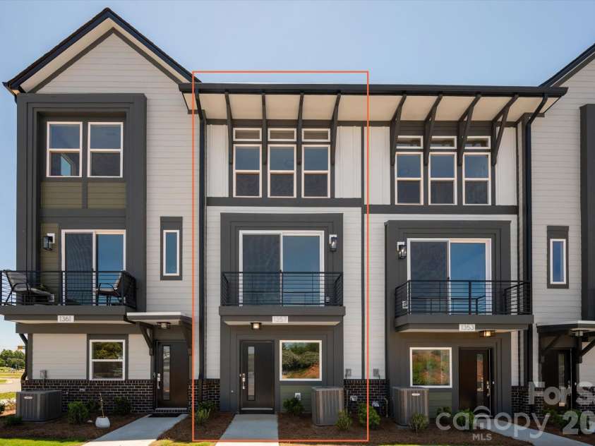 1357 Walter Taylor Way, Charlotte, NC 28206.  MLS# CAR4316356, YatesRealty ID 43623. 