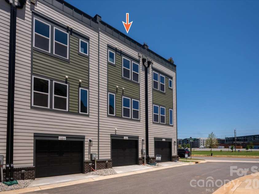 1357 Walter Taylor Way, Charlotte, NC 28206.  MLS# CAR4316356, YatesRealty ID 43623. 