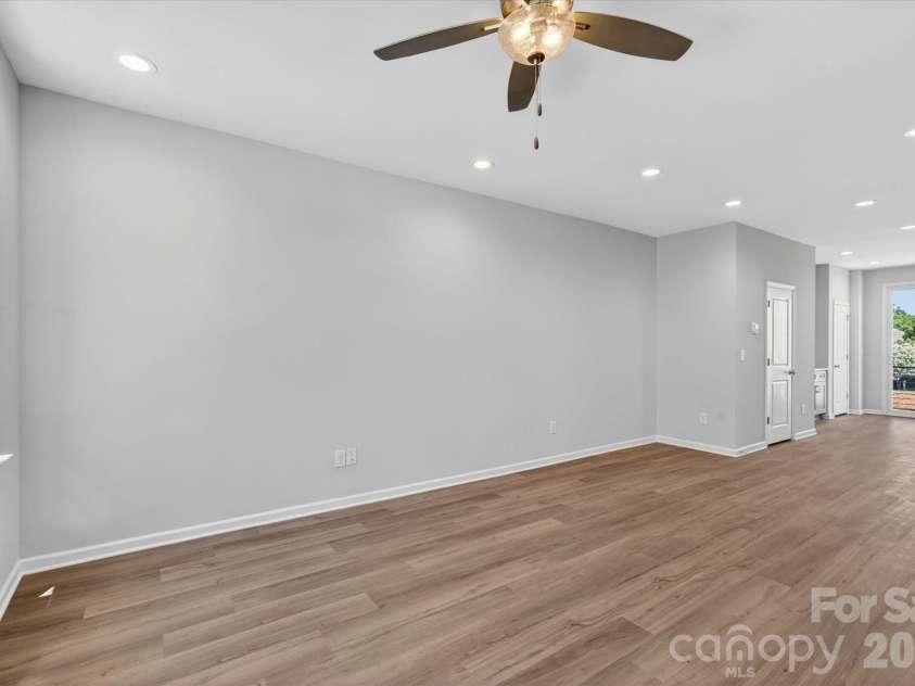 1357 Walter Taylor Way, Charlotte, NC 28206.  MLS# CAR4316356, YatesRealty ID 43623. Living/Dining/Kitchen