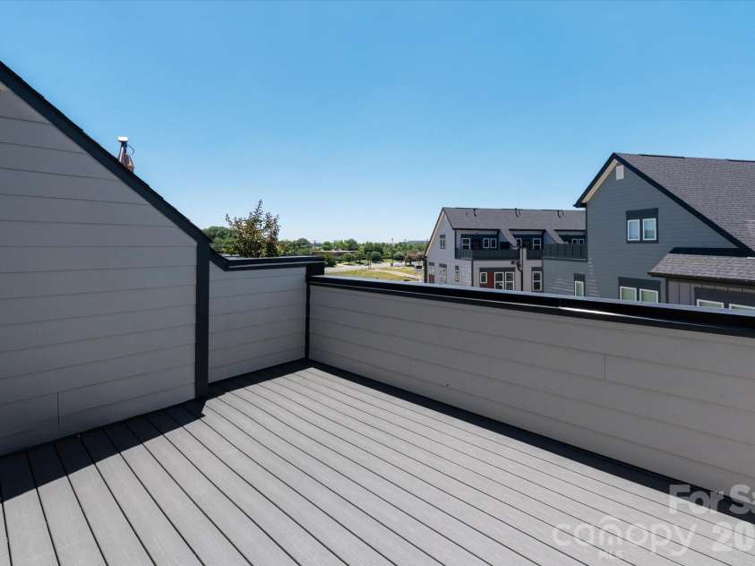 1357 Walter Taylor Way, Charlotte, NC 28206.  MLS# CAR4316356, YatesRealty ID 43623. Rooftop Terrace