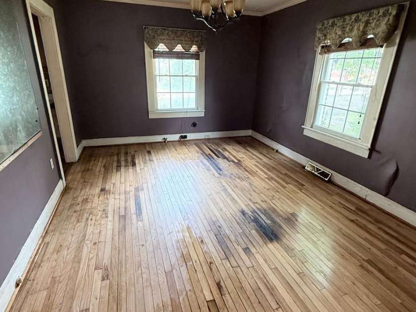 111 Belvedere Avenue, Gastonia, NC 28054.  MLS# CAR4401778, YatesRealty ID 43624. 
