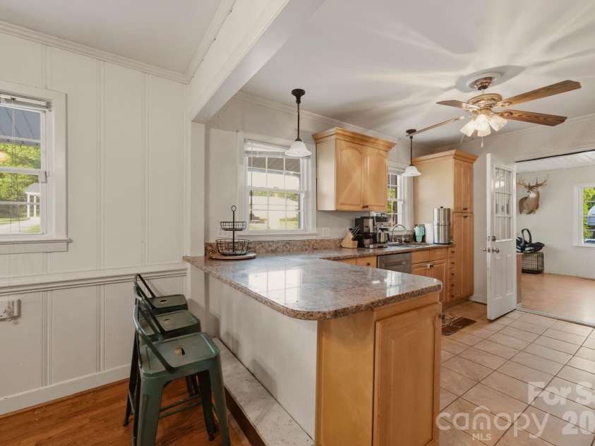 112 Brookside Drive, Union, SC 29379.  MLS# CAR4401480, YatesRealty ID 43625. 