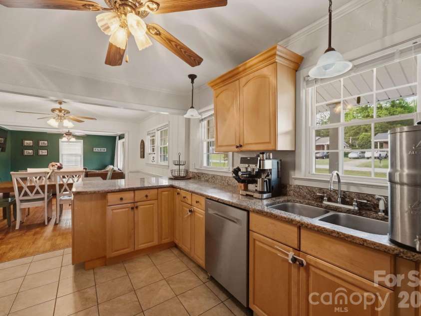 112 Brookside Drive, Union, SC 29379.  MLS# CAR4401480, YatesRealty ID 43625. 