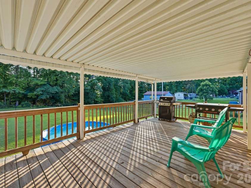 112 Brookside Drive, Union, SC 29379.  MLS# CAR4401480, YatesRealty ID 43625. 