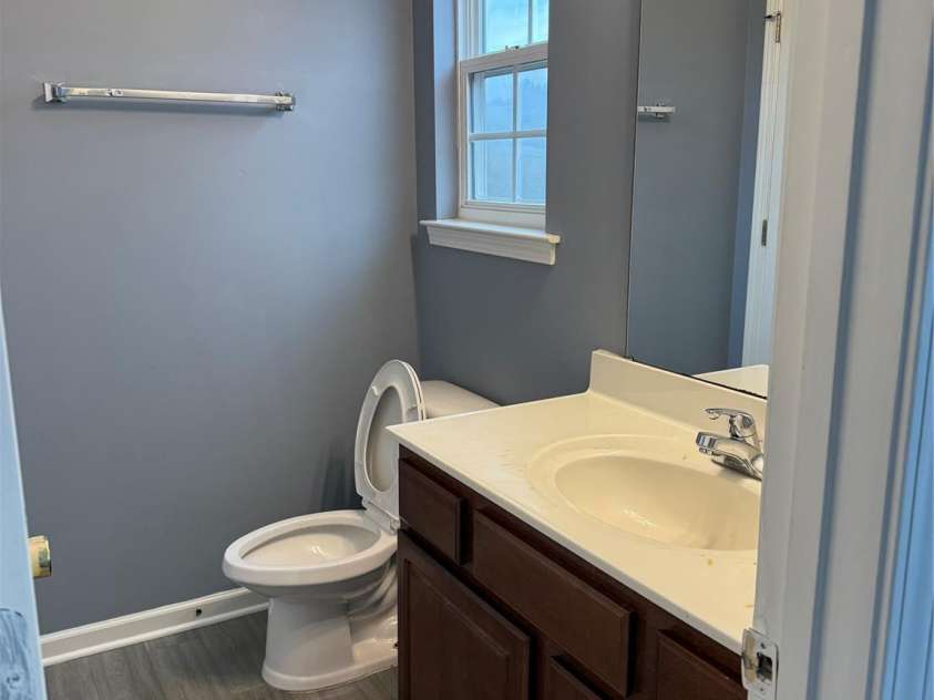 5407 Nc 150 Highway, Lincolnton, NC 28092.  MLS# CAR4401925, YatesRealty ID 43627. 