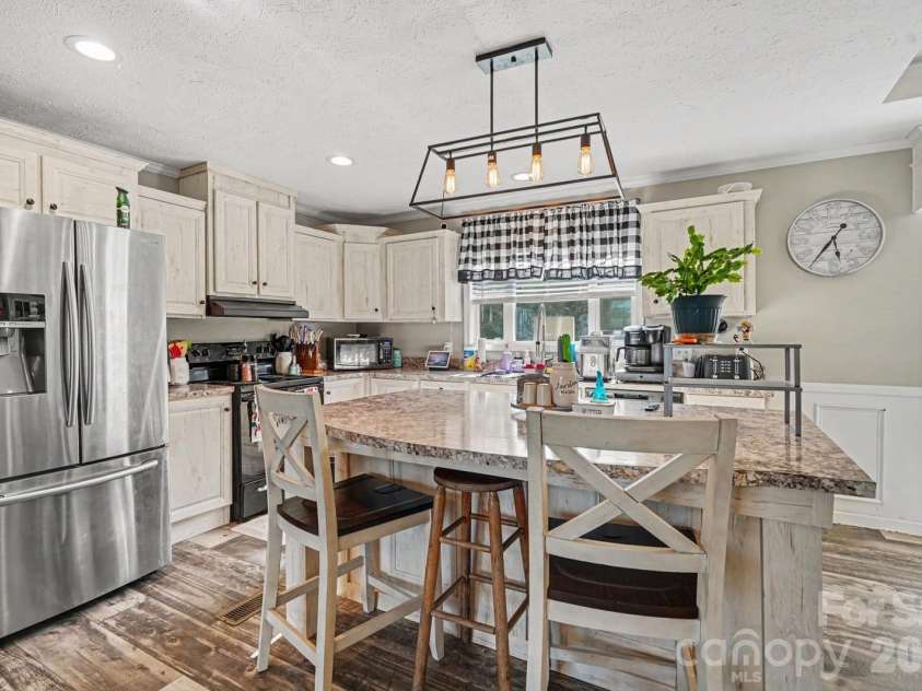 115 Greenmont Drive, Stony Point, NC 28678.  MLS# CAR4404395, YatesRealty ID 43628. 
