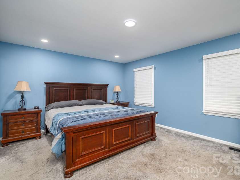 112 Pilots Ridge Drive, Bessemer City, NC 28016.  MLS# CAR4351815, YatesRealty ID 4363. 