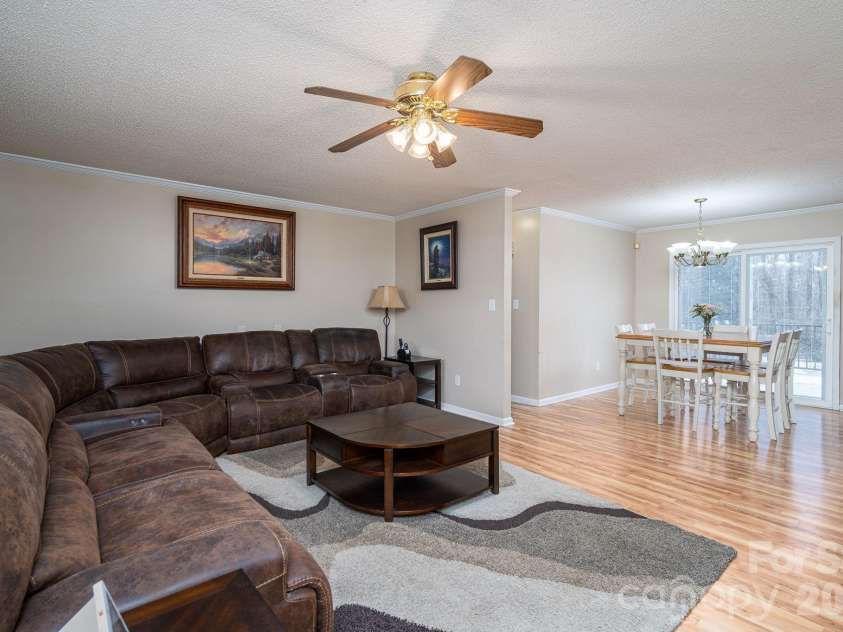 112 Pilots Ridge Drive, Bessemer City, NC 28016.  MLS# CAR4351815, YatesRealty ID 4363. 