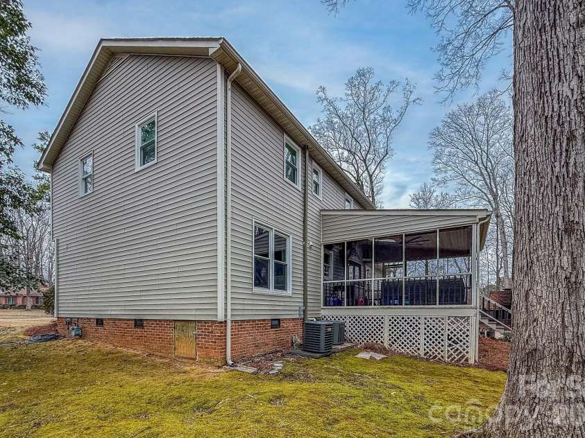 3231 Fairhaven Road, Rock Hill, SC 29732.  MLS# CAR4341436, YatesRealty ID 4363. 