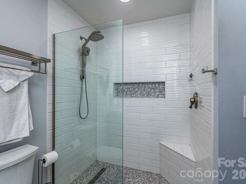 3231 Fairhaven Road, Rock Hill, SC 29732.  MLS# CAR4341436, YatesRealty ID 4363. Primary Bath