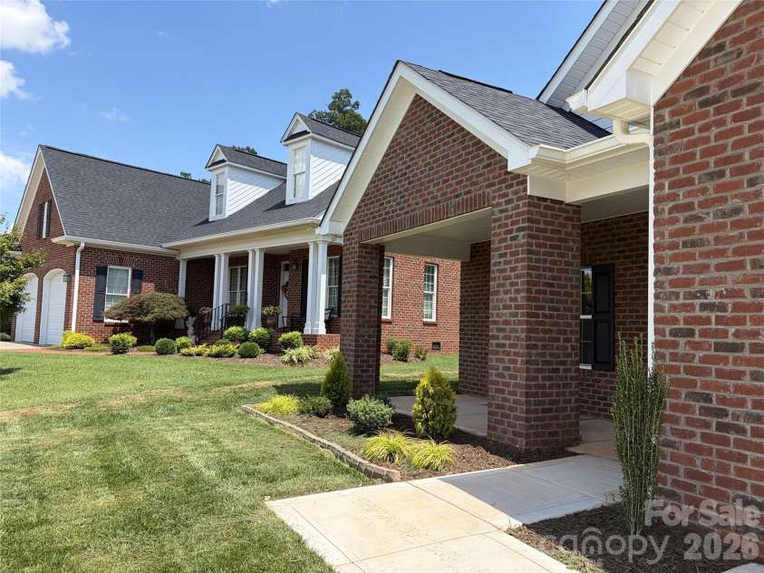 106 Blakemore Drive, Shelby, NC 28152.  MLS# CAR4413808, YatesRealty ID 43631. 