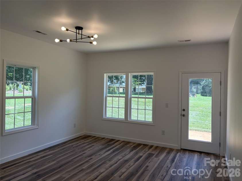 106 Blakemore Drive, Shelby, NC 28152.  MLS# CAR4413808, YatesRealty ID 43631. 